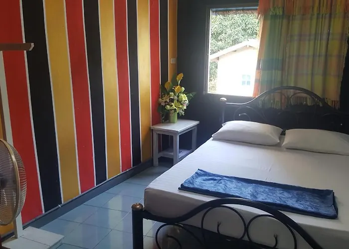 Mr. Clean Guesthouse